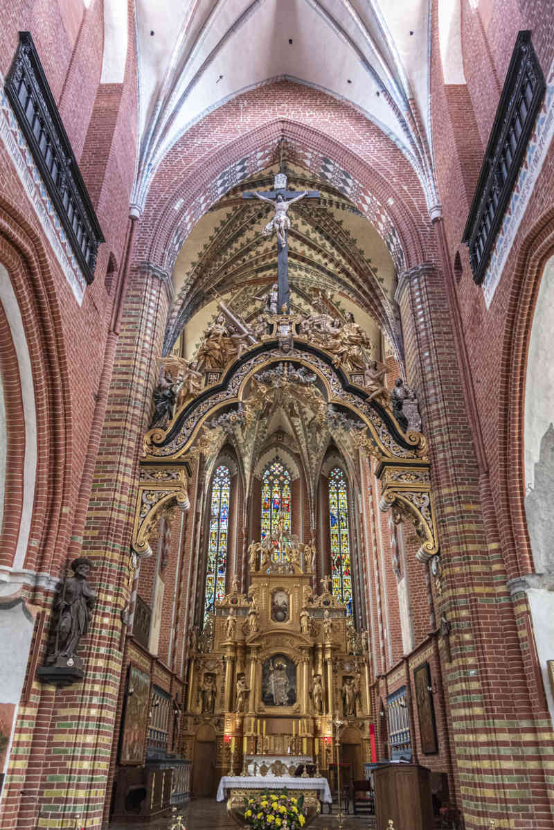 Polonia - Torun 071 - iglesia de San Jacob.jpg